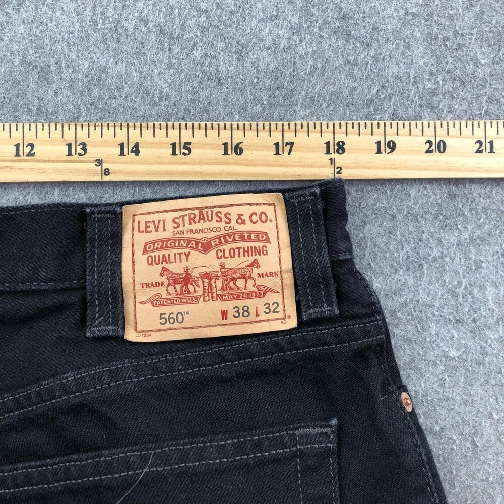 Levis 560 Jeans Mens 38x32 Black Dark Wash Relaxed Tapered Denim Pants